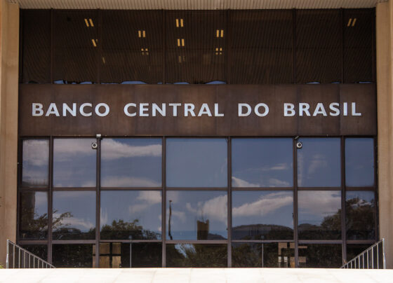 imagem colorida Fachada de prédio do Banco Central do Brasil focus - Metrópoles