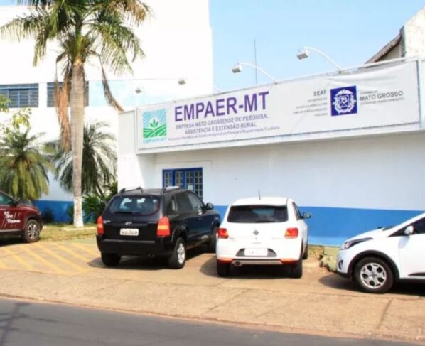 empaer