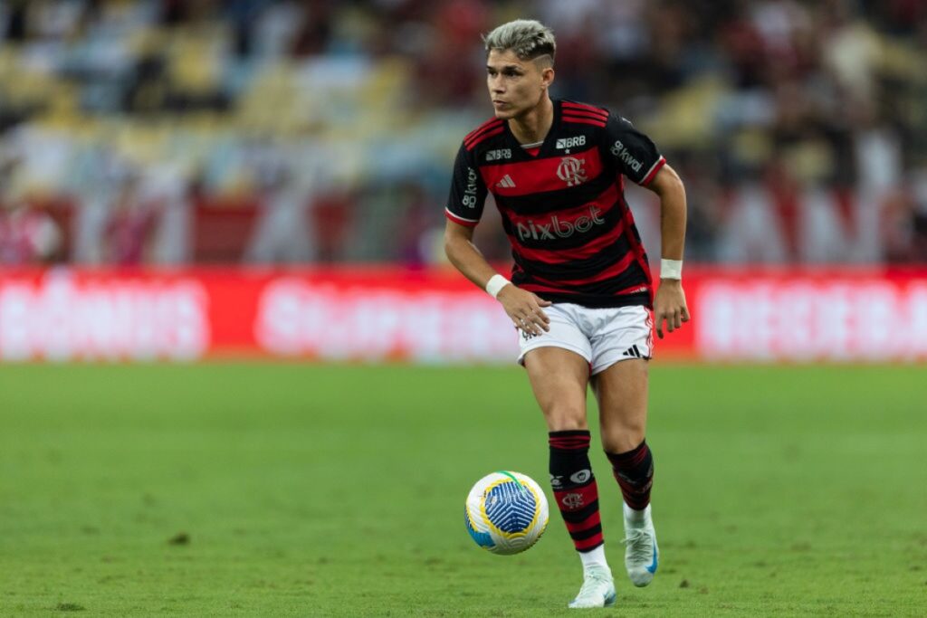 Imagem colorida de Luiz Araujo- Metrópoles